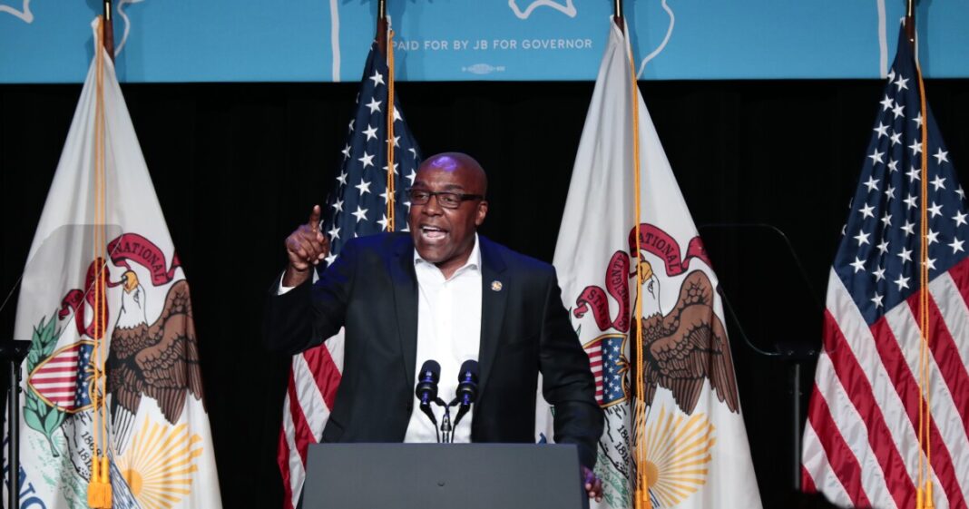 Banks, OCC battle Illinois swipe fee law on taxes, tips